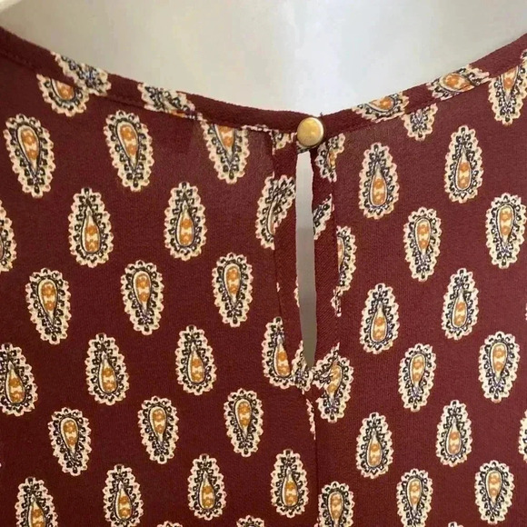 💥Tea n Rose Burgundy Paisley Top M - Picture 3 of 5